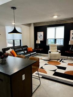 Downtown Modern Industrial Oasis - 0