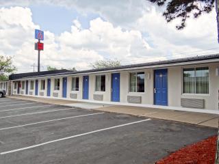 Motel 6-Erie, PA - Erie - 5