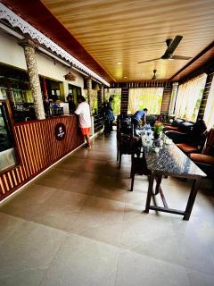 Morjim Pride Hotel with Swimming Pool near Morjim Beach - 6