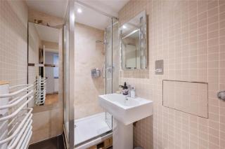 Charming Portobello Apartment - 6