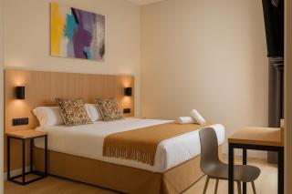 Aerohotel Barcelona Airport 24h - 1