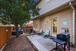 Spacious 5BD 2BA Forest View Getaway Sleeps 13 - 9