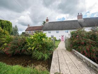 1 Bed in Wool DC153 - 7