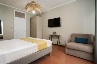 Stylish two-Bedroom apartment near Fiera Milano exhibition area just minutes from Wagner Metro Station Red Line M1 - 3