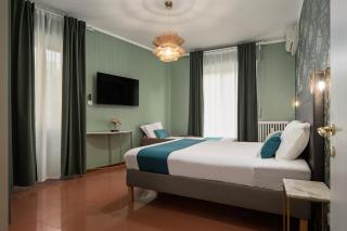 Stylish two-Bedroom apartment near Fiera Milano exhibition area just minutes from Wagner Metro Station Red Line M1 - 1