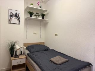 Modern Stay Hattersheim with four bedrooms - Hattersheim - 2