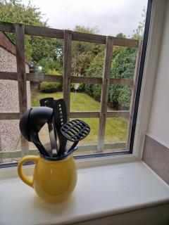 Spacious four bedroom Home with Parking Family Friendly - 6