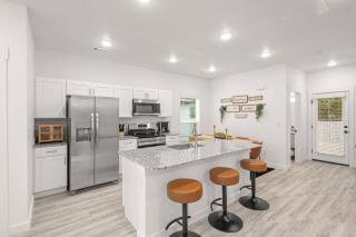 Modern 3BR Centerton Near Walmart HQ & Bentonville - 1