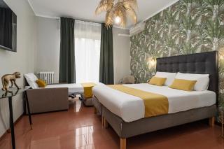 Stylish two-Bedroom apartment near Fiera Milano exhibition area just minutes from Wagner Metro Station Red Line M1 - 2