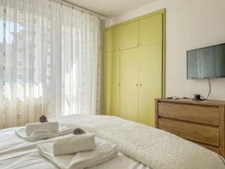 2BR Central and Cosy Apartment - 1