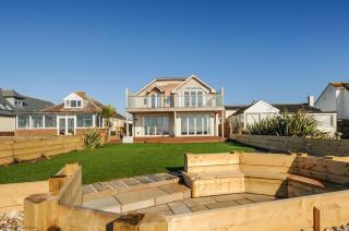 31 Marine Close, West Wittering - 0
