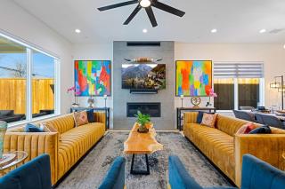 Oak Lawn Prestige! Pool, Spa & Private Concierge - 0