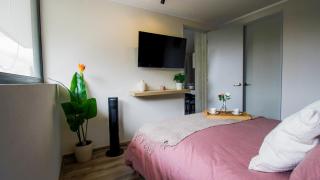 2 dormitorios y 2 baños, Departamento 221, mariposa, Santiago cerca de Parque Almagro - 3