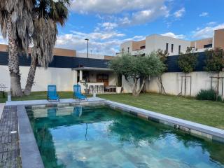 Maison T4 Familiale terrain et piscine - 1