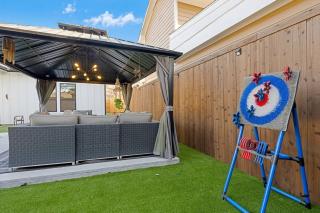 Oak Lawn Prestige! Pool, Spa & Private Concierge - 6