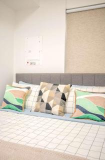 The Roland Peaceful 2BR Basement Suite Near Downtown Toronto - 1
