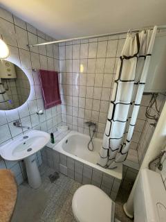 Affordable 1 bedroom apartment - 6