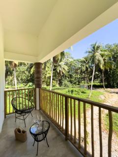 Jungle Tiny House - 1