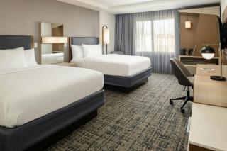 Courtyard by Marriott Houston City Place - 2