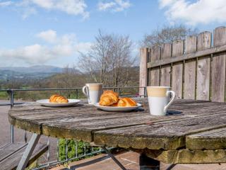 2 bed property in Bala 86963 - 8