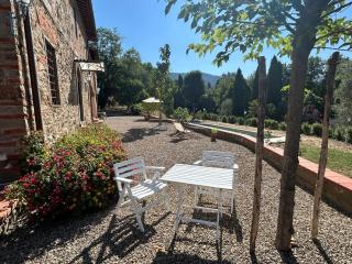 Bellosguardo Farm house in olive groves - San Donato Fronzano, Florence, Toscany - 9
