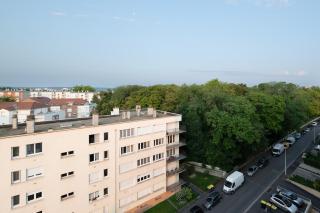 Luxurious 3 Bedrooms Sauna Jacuzzi - 6