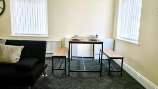 Comfy Entire Apartment with Free Parking in Bury Town - 2