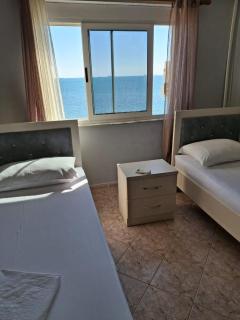 Sea View Apartment Durrës - 7