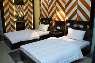 Sapphire Stays Hotel and Restaurant Peshawar - 4