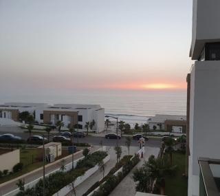 great appt view on beach & spacious swimming pool - 7