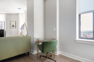 2B 2BA Luxury Downtown Suite Rooftop Deck & Gym - 1