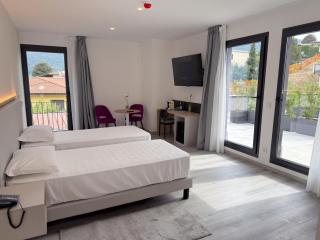 Lake & More Suite Hotel - 7