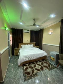 MARIAN APARTMENTs - 7