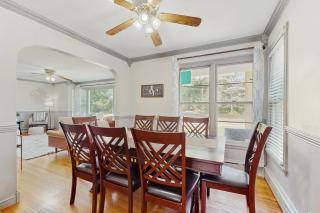 Charlotte’s Chateau - 1