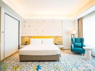 Hotel NYASHA Ox Suites Near Delhi Airport - 1