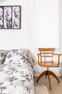 Chambre calme, 10 min à pied de l'aéroport de La Rochelle - 9