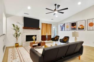 Serene 4BR 2BA Home with Lagoon Pool in Plano - 8