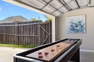 Serene 4BR 2BA Home with Lagoon Pool in Plano - 2