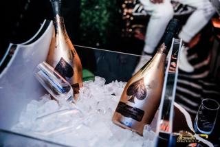 Villa on the East-Party House - 1