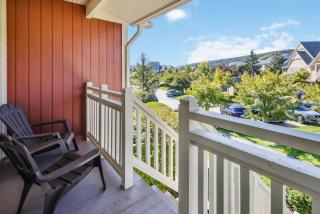 The 19th Hole at Blue with Hot Tub - 8
