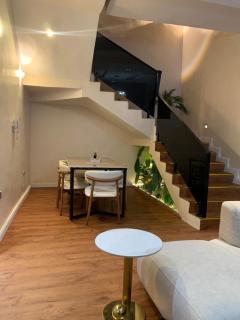 4 bedroom terrace apartment, Ikate, Lagos - 4