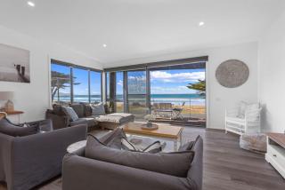 Blue Sea - Beachfront Escape - 1