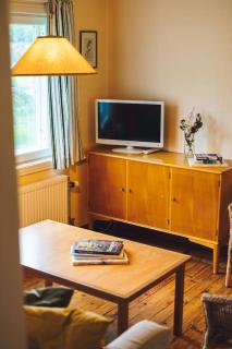 The Carpentry Cottage - 2