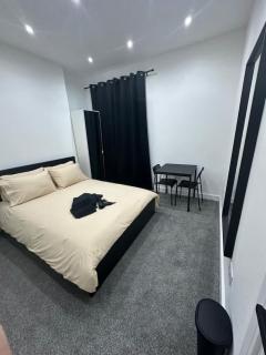 London Airports easy to reach - 3