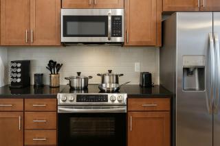 CozyLuxe Suite R&R HoF, Casino, Stadium, Airport - 6