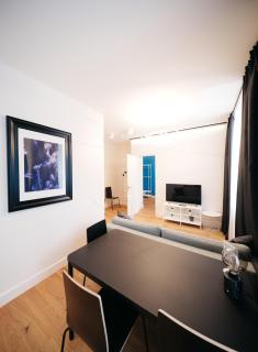 Modern 1-Bedroom Apartment on Dzintaru Prospekts - 4
