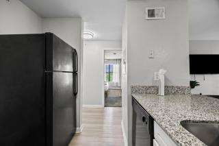 Luxe Oasis near downtown, pool, free parking - Austin - 8