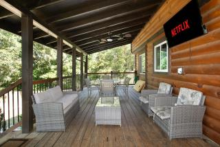 Dollys Darling Cabin Views Hot Tub Game Area - 7