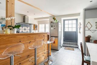 Chambre calme, 10 min à pied de l'aéroport de La Rochelle - 4