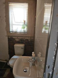Heather Guest House - 9